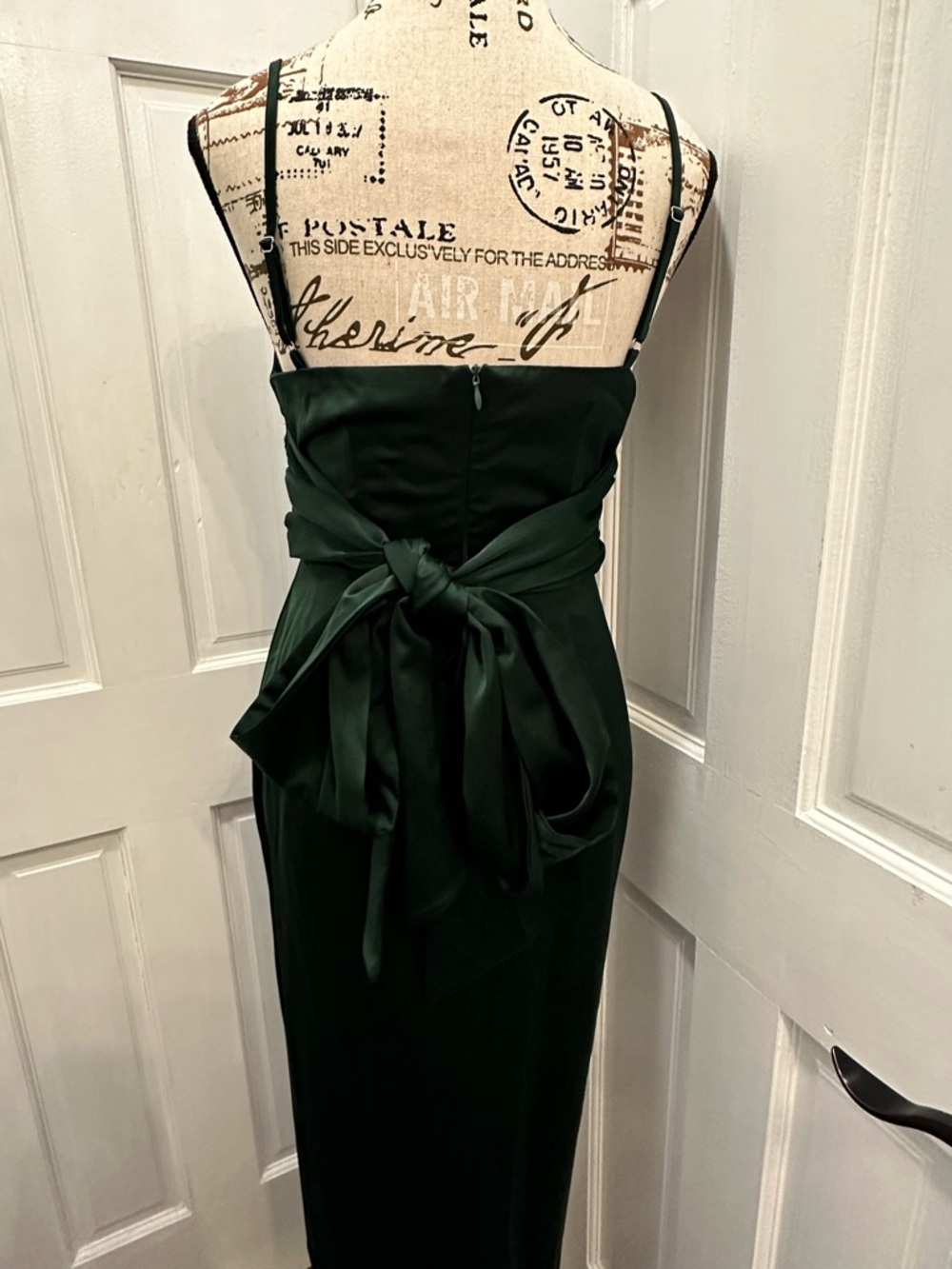 💚 Emerald Green Satin Wrap Dress | 2 Ways to Wear 💚 - Picture 3 of 9